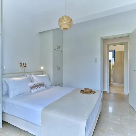 Aurora Beachside Home, Beach, Paros Apartment